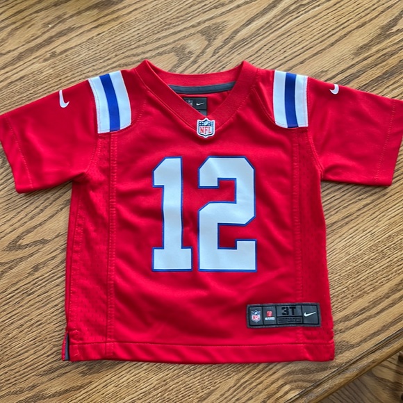 Nike Other - Nike 3T Patriots jersey (Brady)